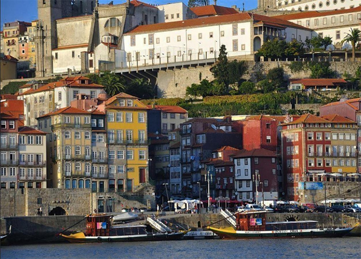 Porto National Theatre Trendy Houses Exterior photo